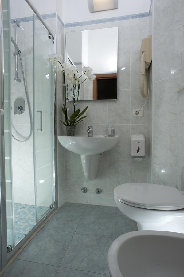 Hotel Alsen Ρίμινι Εξωτερικό φωτογραφία