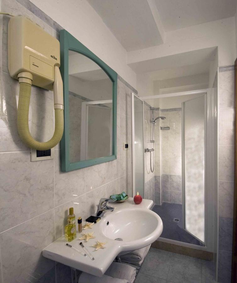 Hotel Alsen Ρίμινι Εξωτερικό φωτογραφία